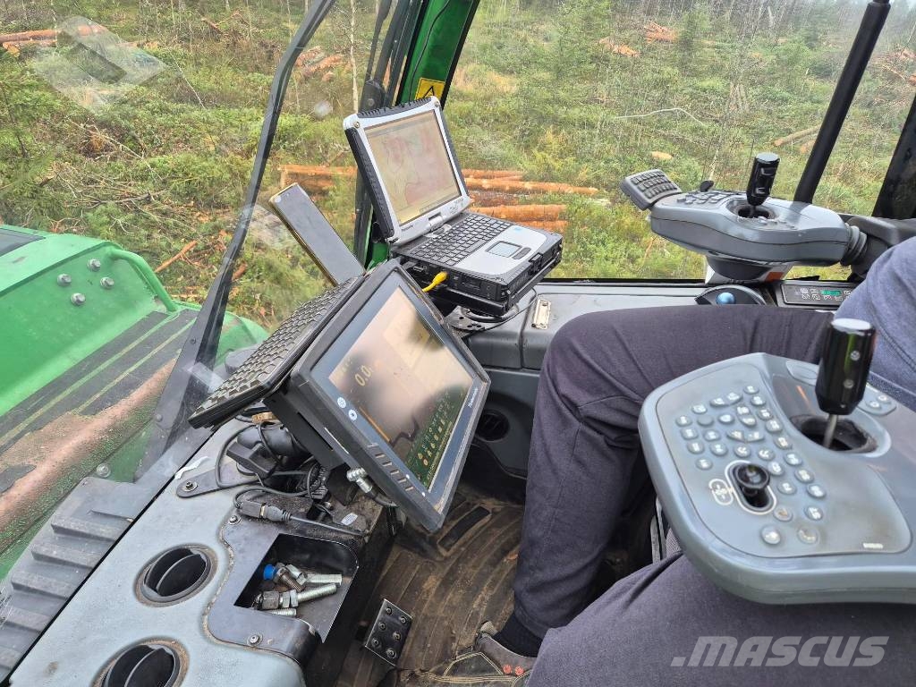 John Deere 1110E Transportadoras