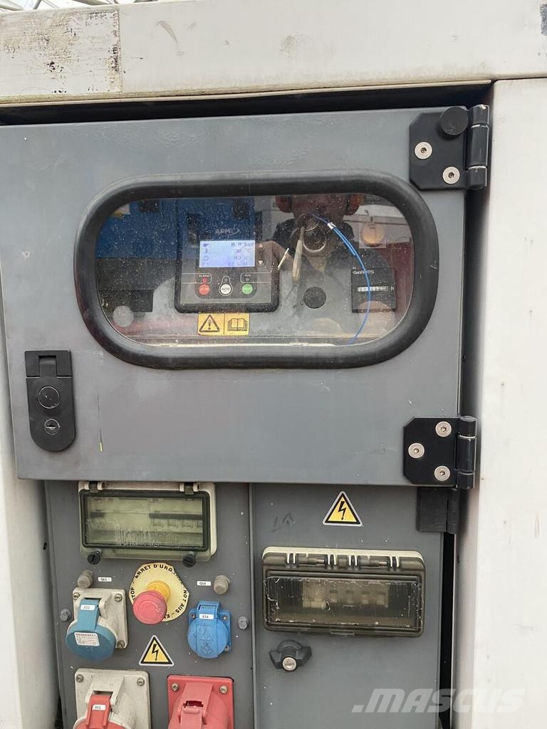 Sdmo r22 مولدات ديزل