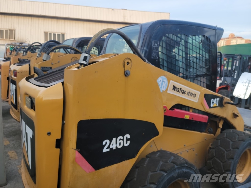 CAT 246 C skid steer loader Мини-погрузчики