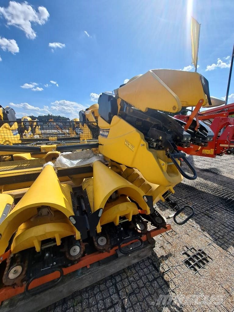 New Holland 980CF 6R 75 Otros equipos para cosecha