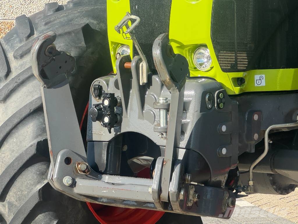 CLAAS Arion 650 Cmatic, GPS ready, Frontlinkage, 3167 hr Traktoren