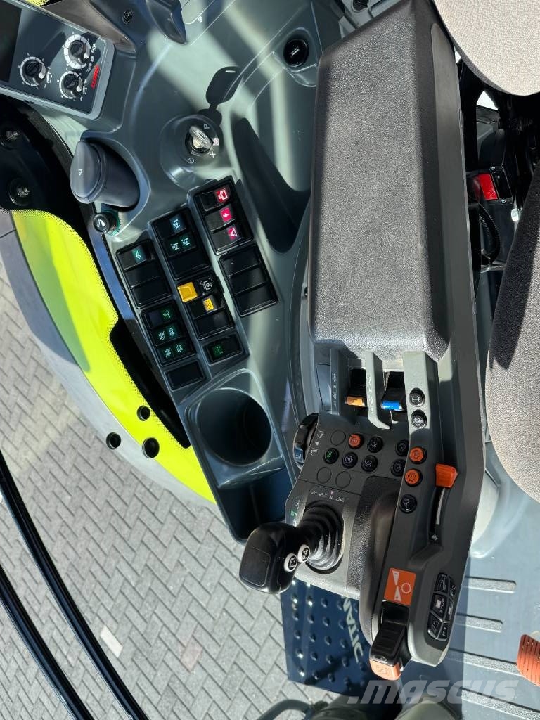 CLAAS Arion 650 Cmatic, GPS ready, Frontlinkage, 3167 hr Traktoren