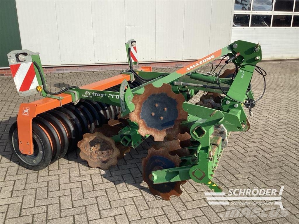 Amazone CATROS+ 3003 SPECIAL Grape cu disc