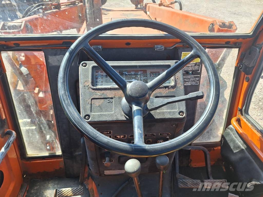 Fiat 880 DT Traktoren