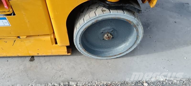 Haulotte Compact 10N - 10m, electric Škarjaste dvižne ploščadi
