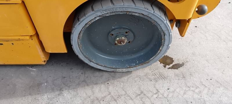 Haulotte Compact 10N - 10m, electric Škarjaste dvižne ploščadi