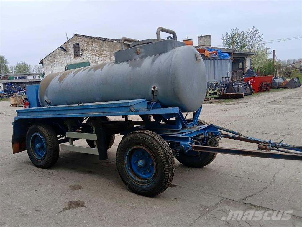VEB Fahrzeugwerke Tankanhänger 2.700 Liter Žemės ūkis - Kita