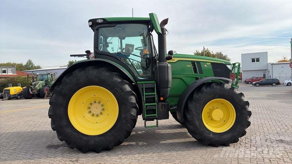John Deere 6R 250 Traktorer