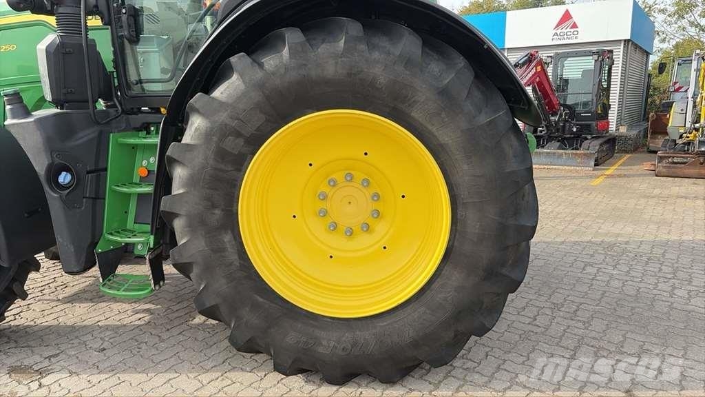 John Deere 6R 250 Traktorer