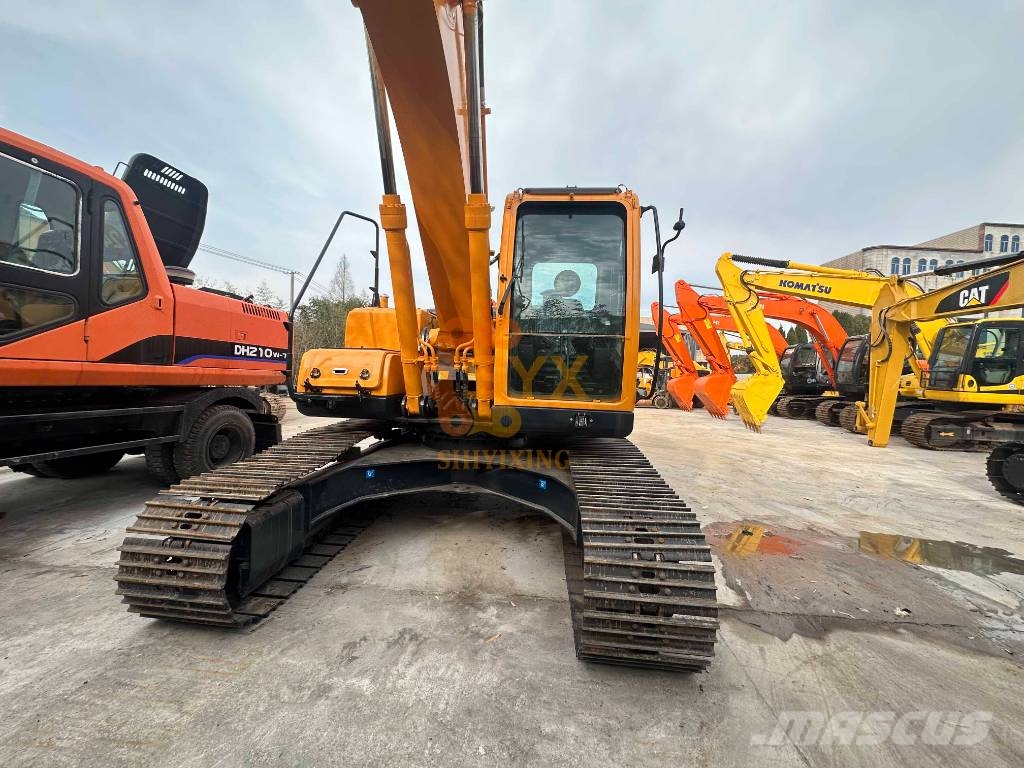 Hyundai 220 LC Raupenbagger