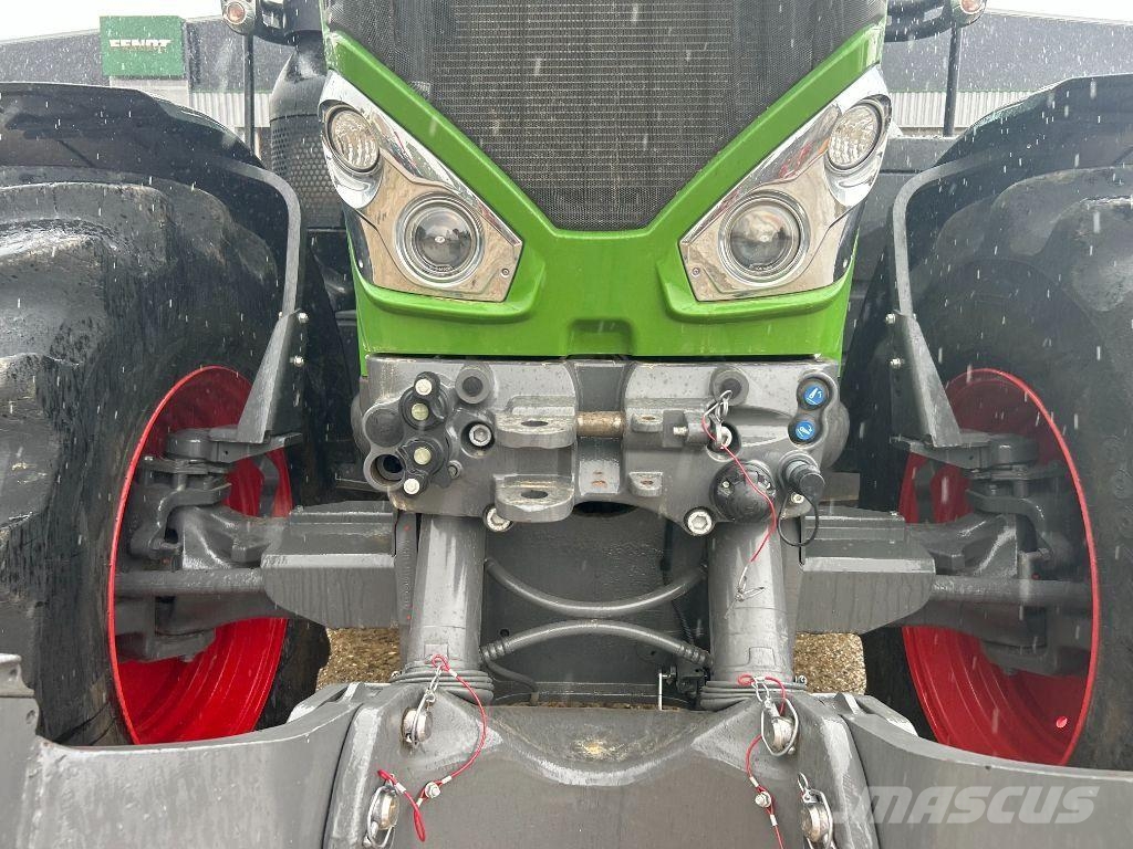 Fendt 826 VARIO PROFI + 拖拉机/农用车
