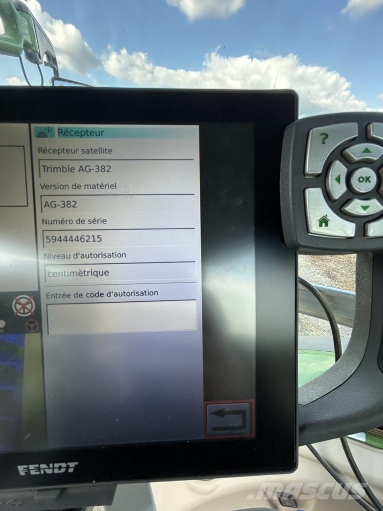 Fendt 826 VARIO PROFI + Traktorid