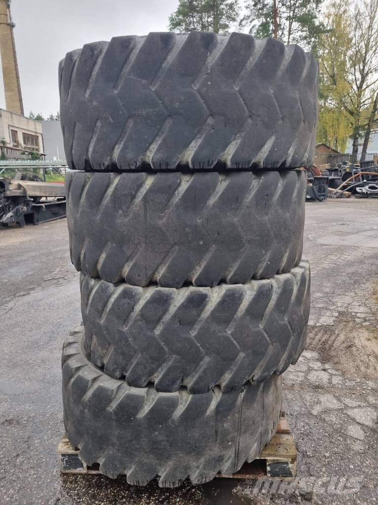 Michelin 400/80R24 Manitou Колеса