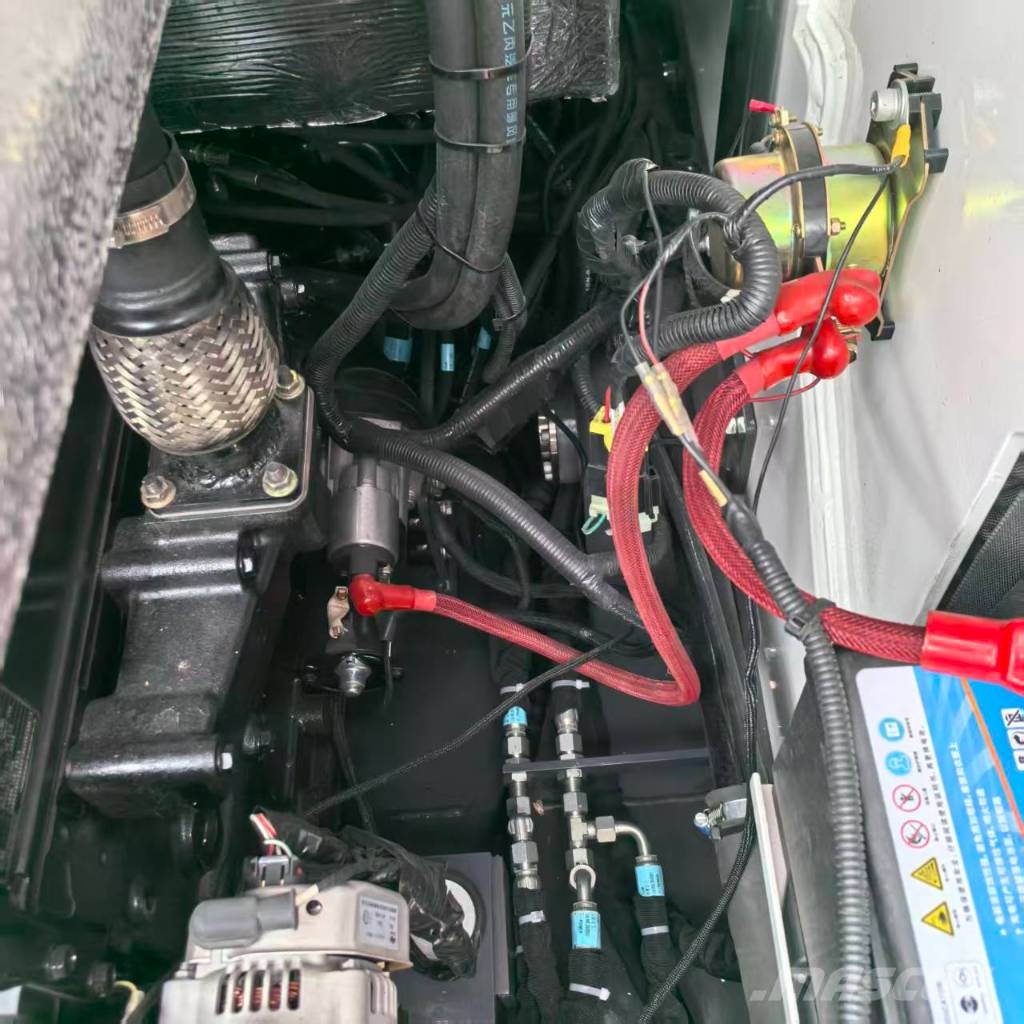 Hengli HL770H لوادر انزلاقية التوجيه