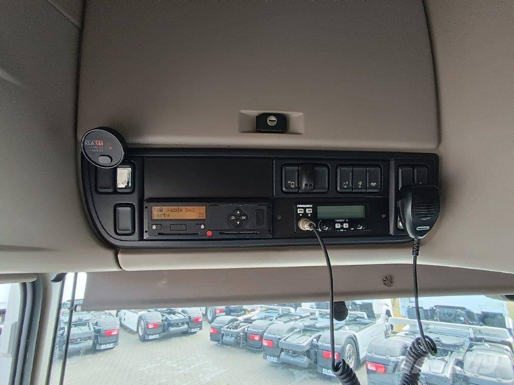 DAF FT 440 XF 트랙터 유닛