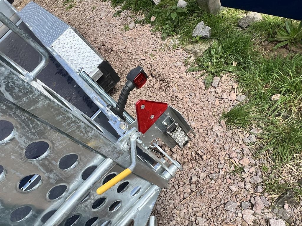 Ifor Williams GH126BT Tieflader