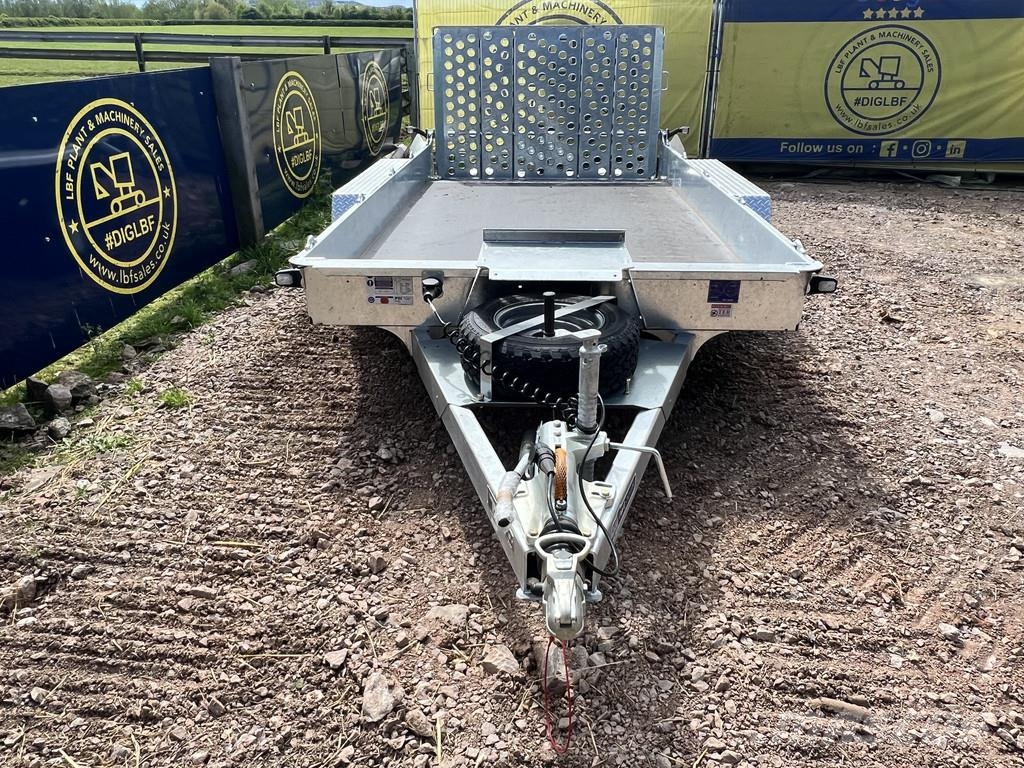 Ifor Williams GH126BT Tieflader