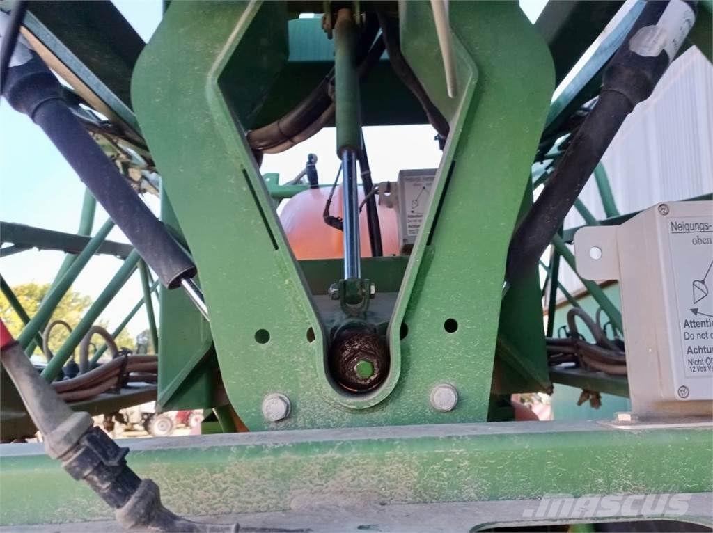 Amazone UX5200 - 18m/24m Pulverizadores arrastrados