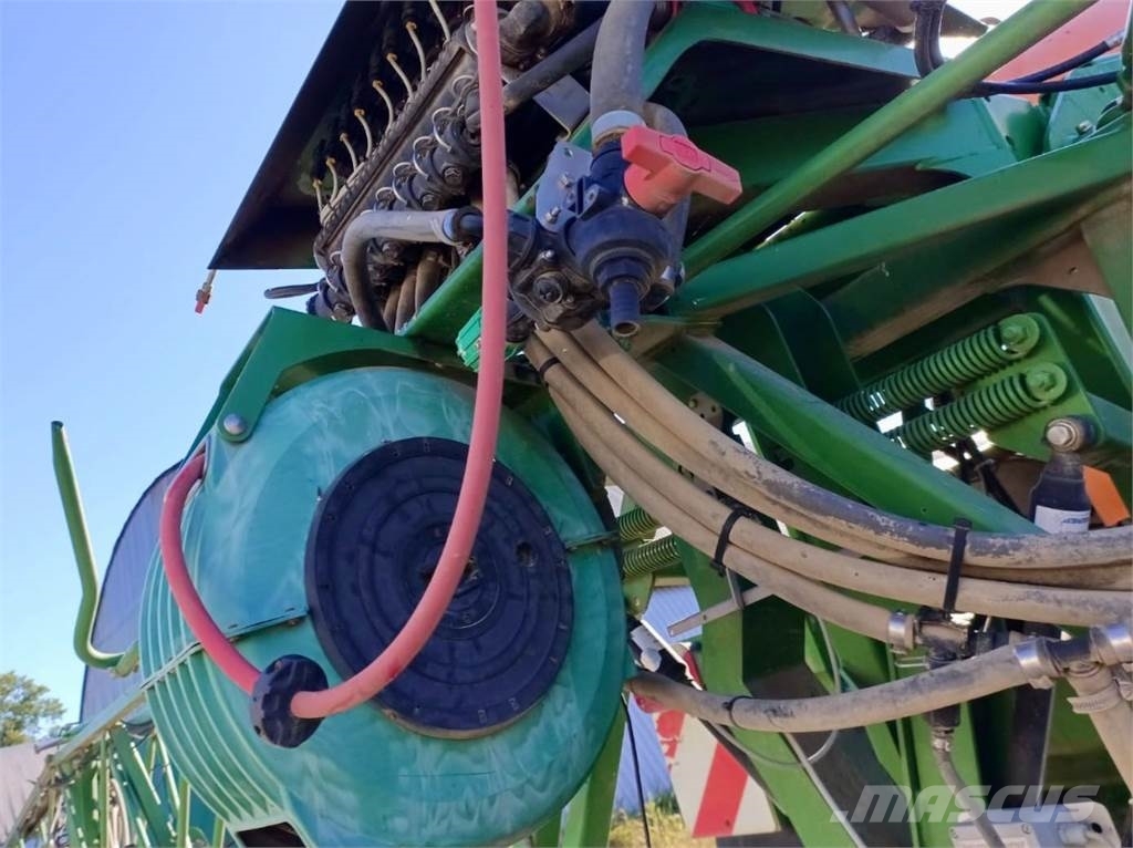 Amazone UX5200 - 18m/24m Pulverizadores arrastrados
