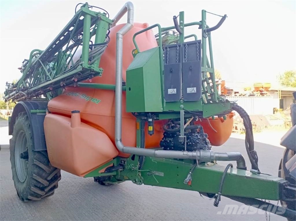 Amazone UX5200 - 18m/24m Pulverizadores arrastrados