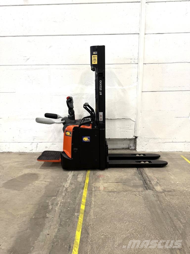 BT truck SPE120L Montacargas manual