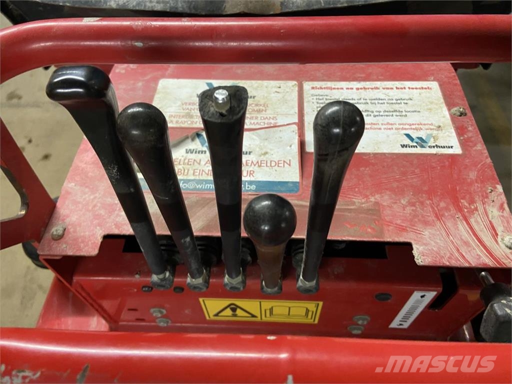 Hinowa HS1102 (4350) عربات نقل قلابة للمواقع