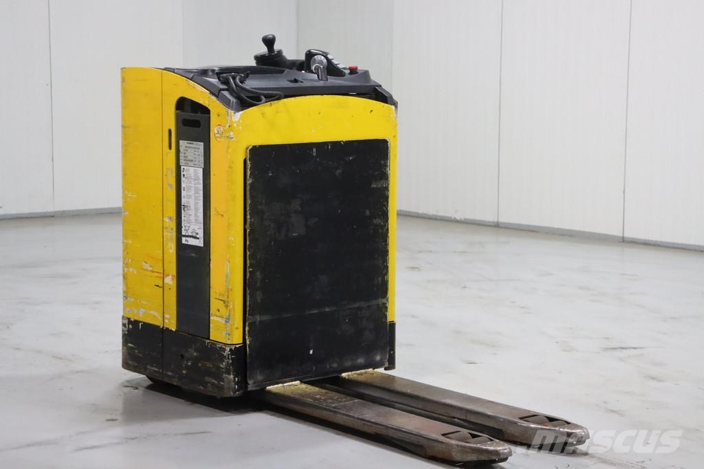 Hyster MWP20JC-3R معدات الرفع منخفض المستوى