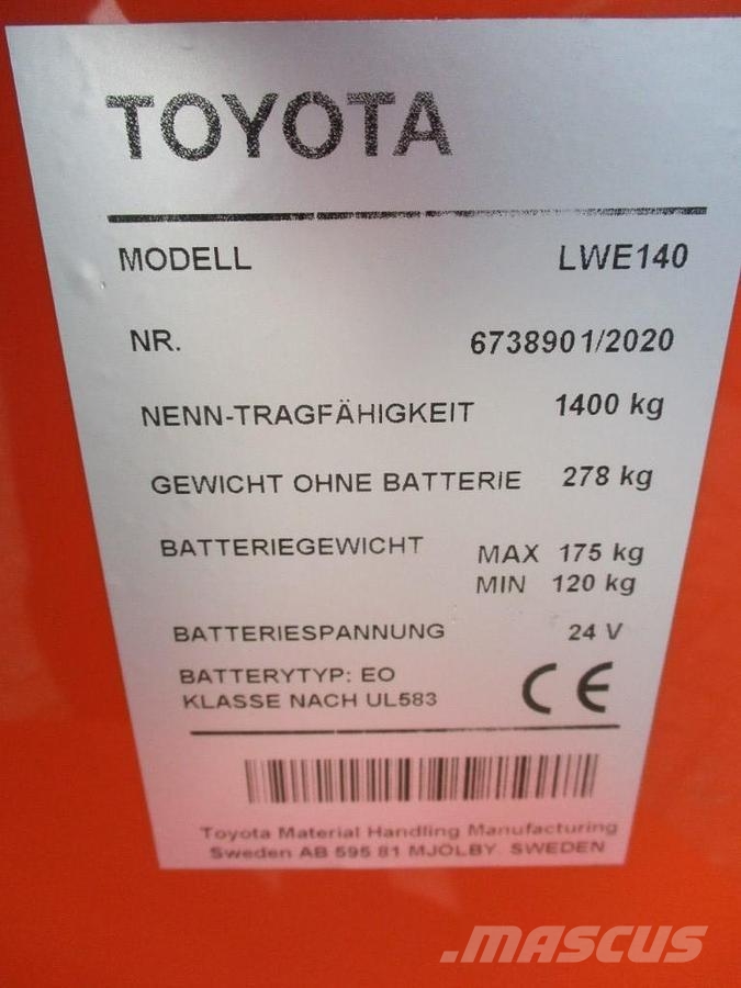 Toyota LWE140 Lavansiirtotrukit
