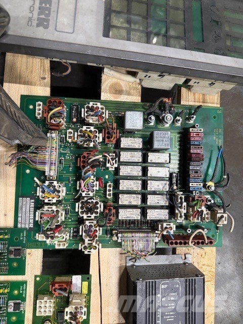 Liebherr R 954 B USED PARTS CAB COMPLET Førerhus og Interiør