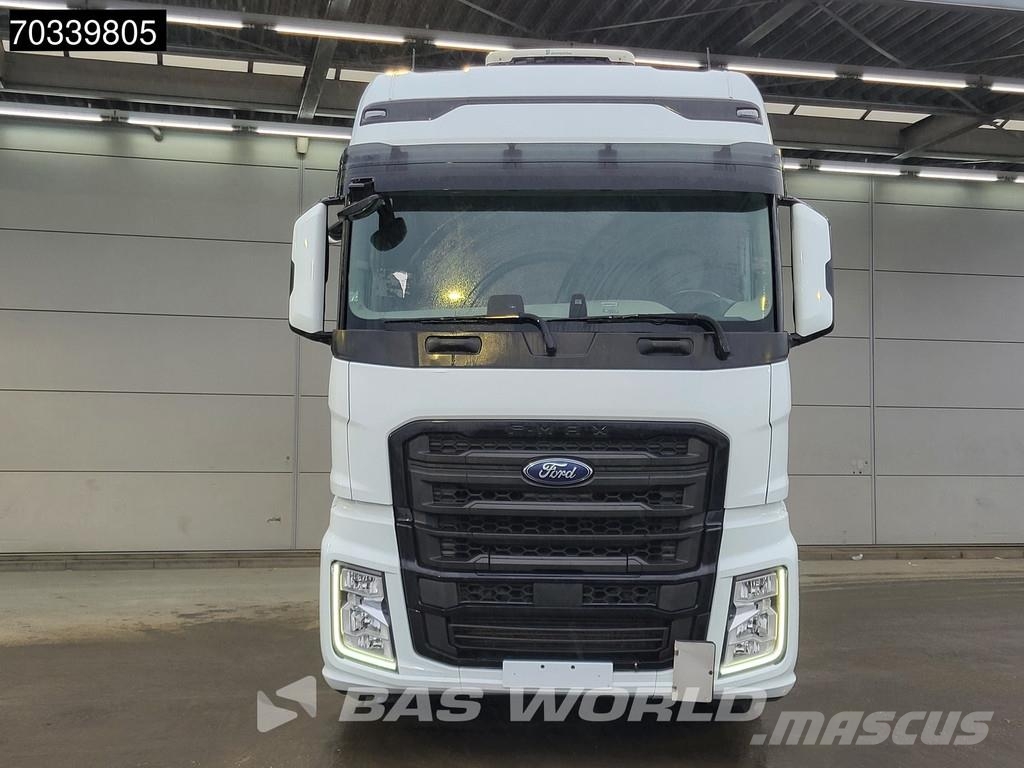 Ford F-Max 500 4X2 Retarder 2xTanks ACC Navi Standklima Tracteur routier