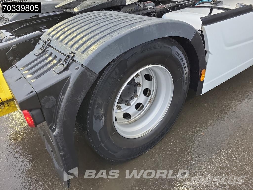 Ford F-Max 500 4X2 Retarder 2xTanks ACC Navi Standklima Tahače