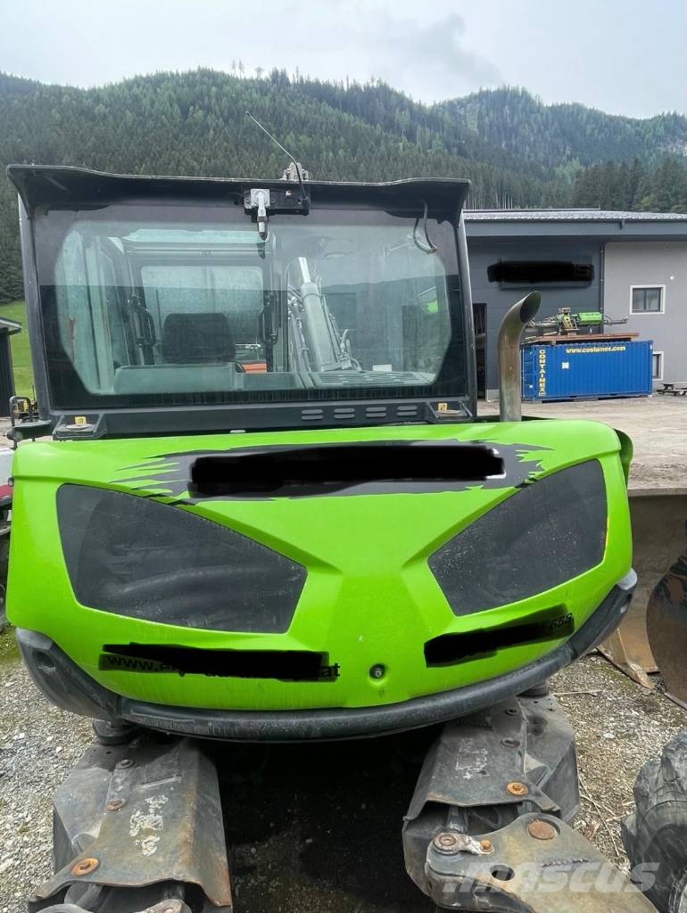 Menzi Muck M525 Wielgraafmachines