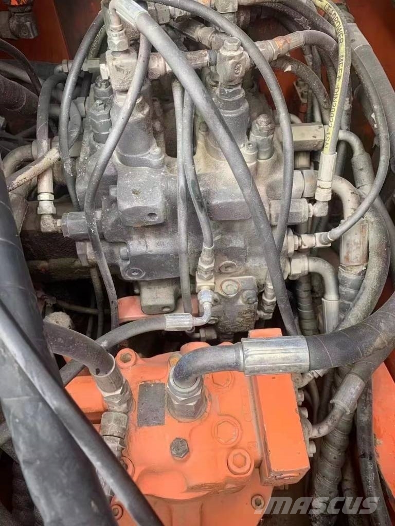 Doosan 150 W-7 Gravemaskiner på hjul