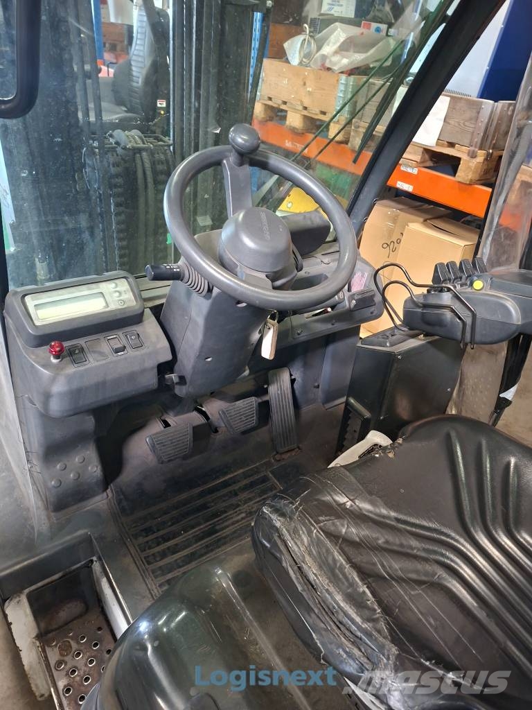 UniCarriers DX 30 LPG vozíky