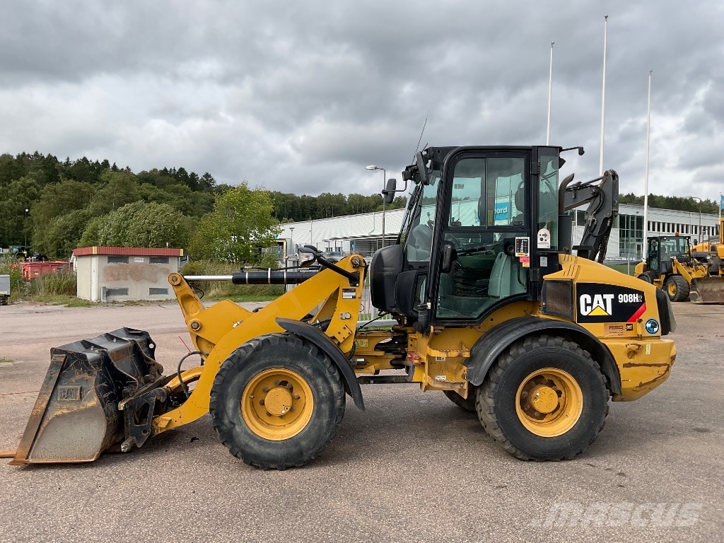 CAT 908 H 2 Chargeuse sur pneus