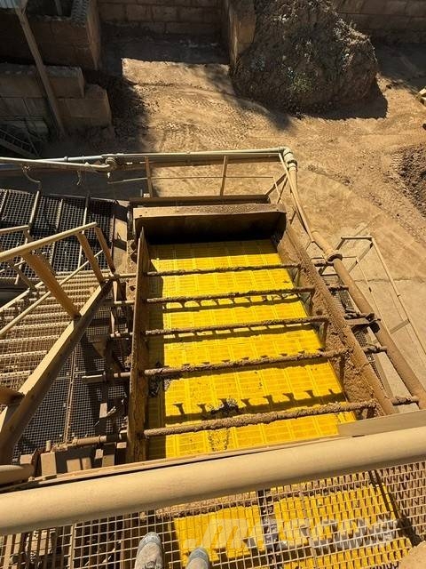 Metso Kieswaschanlage معدات البناء - غير ذلك