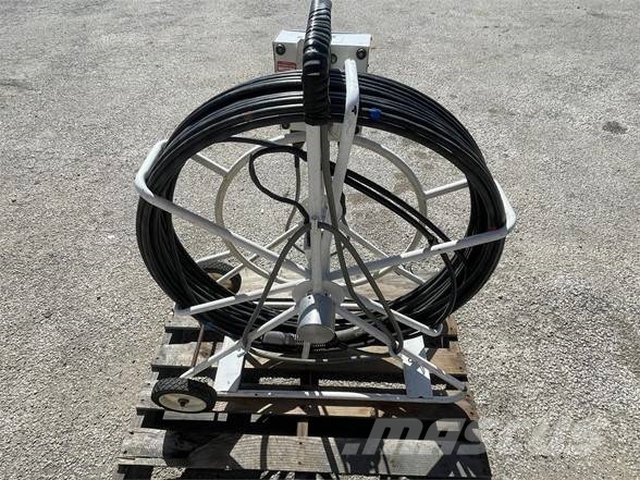 CUES EC330 Комунални съоражения