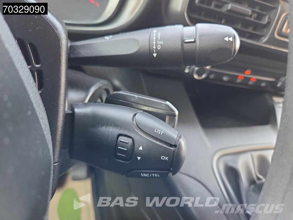 Renault Kangoo 102PK L1H1 - Aire Acondicionado - Control d شاحنة مقفلة