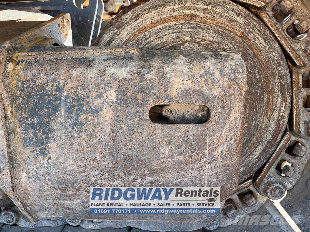 Komatsu 138 Crawler excavators