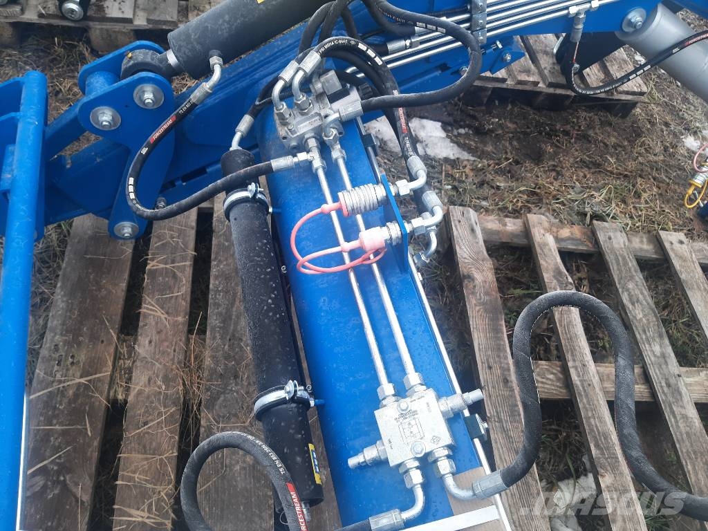 Inter-Tech IT1600 New Holland M ja 8000 sarja Frontaliniai krautuvai ir ekskavatoriai