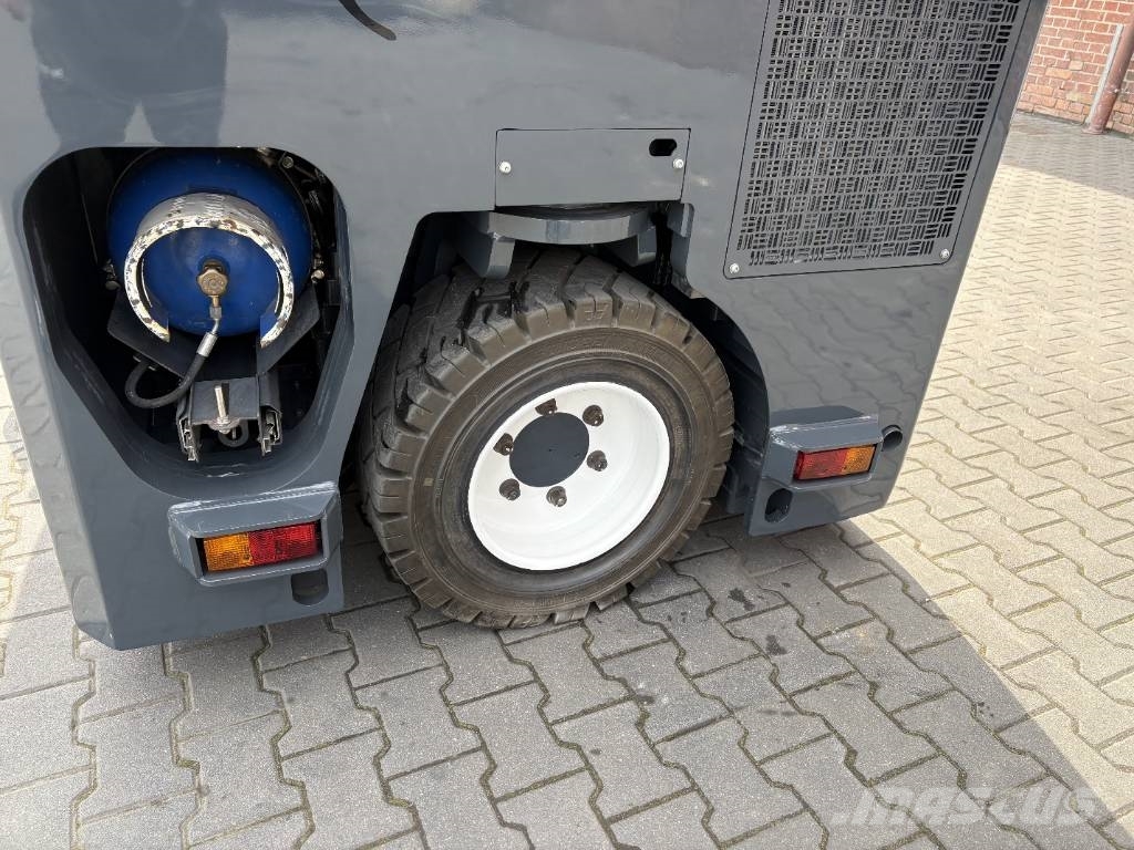 Combilift AMLIFT AGILIFT 40-12/40 GPL Γερανοί πλευρικής φόρτωσης εμπορευματοκιβωτίων