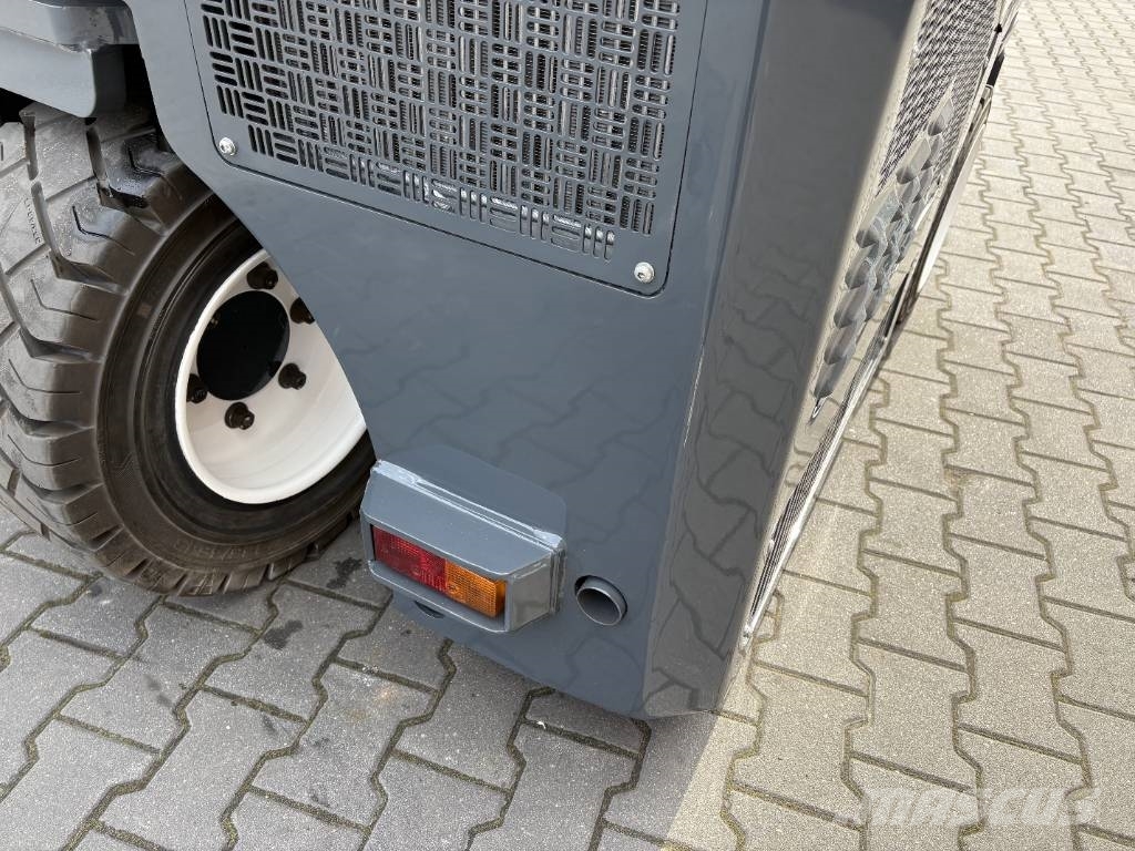 Combilift AMLIFT AGILIFT 40-12/40 GPL Γερανοί πλευρικής φόρτωσης εμπορευματοκιβωτίων