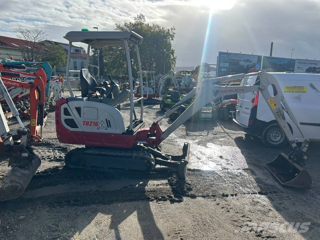 Takeuchi TB 216 Mini bagri <7t