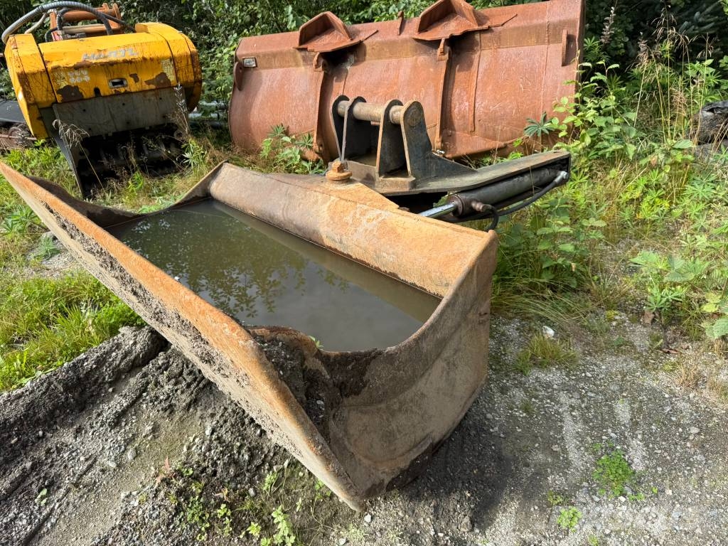 Kobelco SK 210 LC-6 - 1.000 mm belt Beltegraver