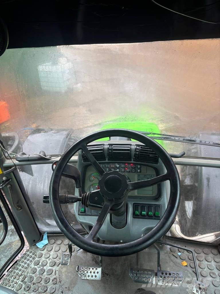 Deutz-Fahr Agratron 121 Traktoriai