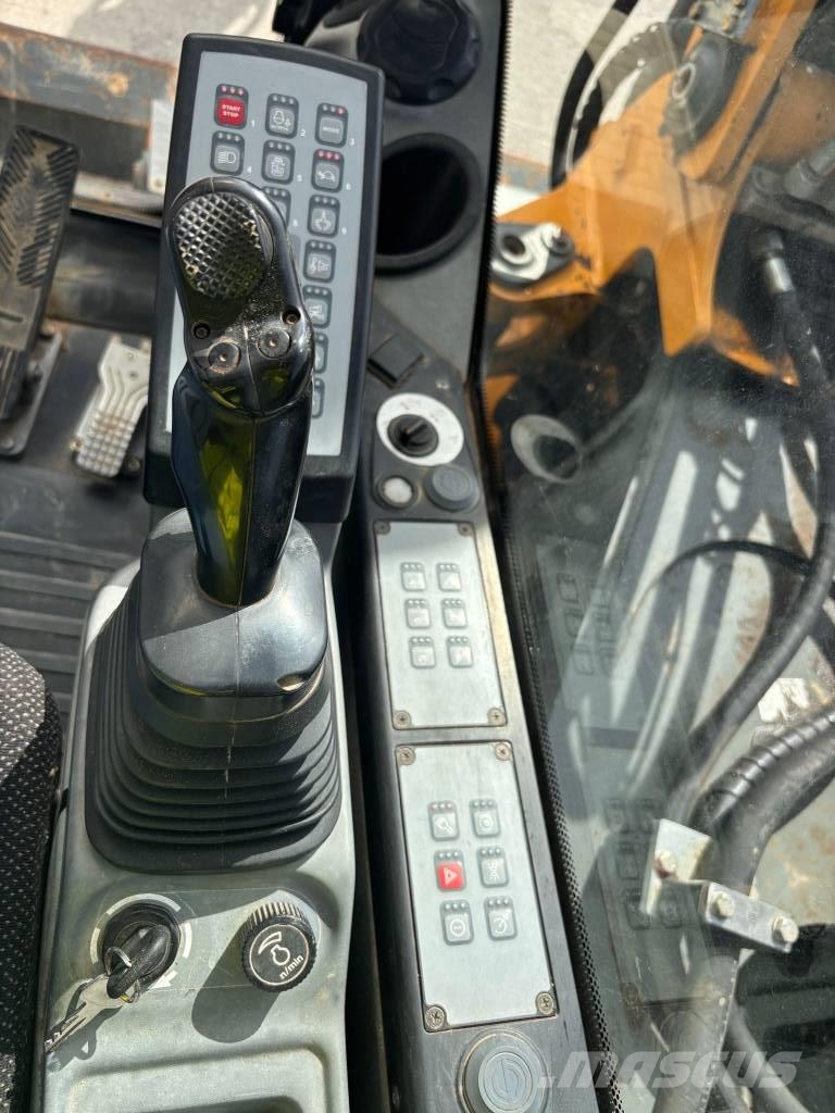 Liebherr A 912 Compact (3 Buckets + Forks) Wheeled excavators