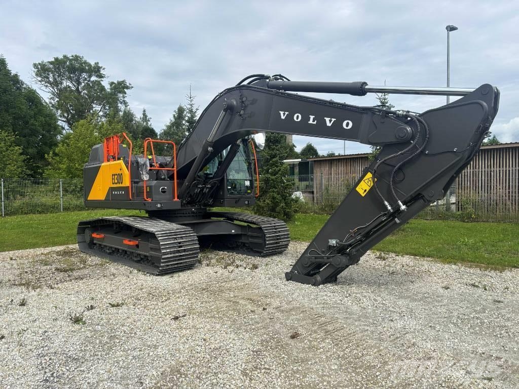 Volvo EC 300 Roomikekskavaatorid