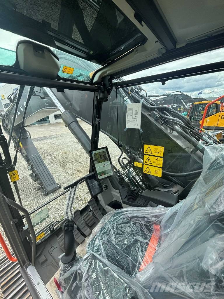 Volvo EC 300 Roomikekskavaatorid