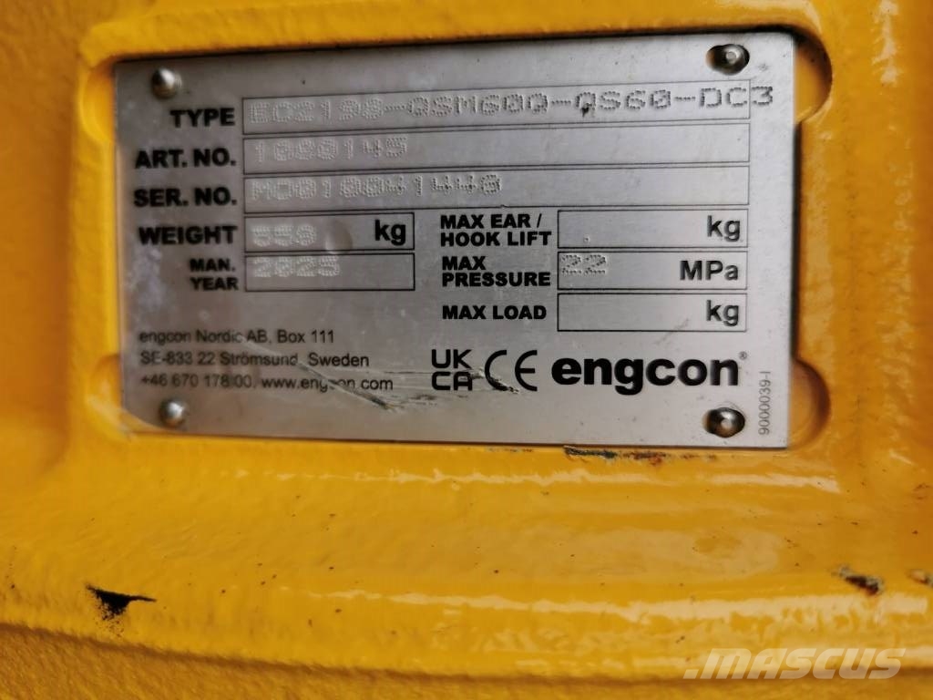 Volvo EWR150E حفارات بعجل