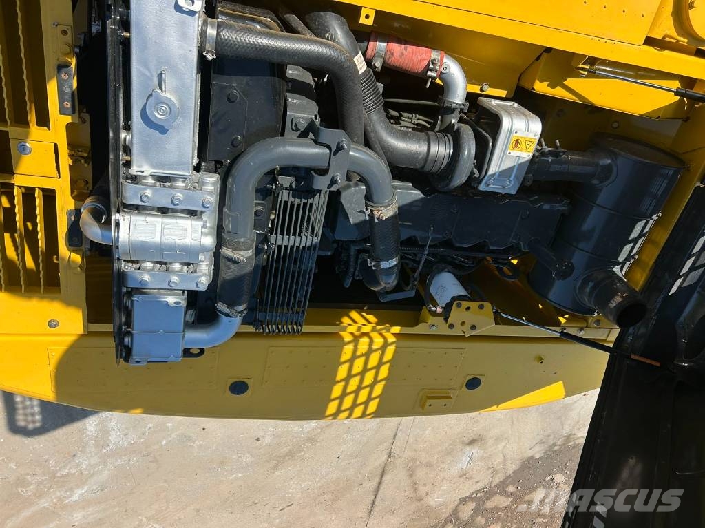 Komatsu PC 200 LC Vikšriniai ekskavatoriai